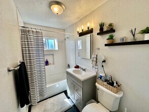 2843 Emerald Dr in Oceanside, CA - Building Photo - Building Photo