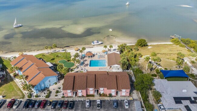 3595 41st Ln S, Unit 48B in St. Petersburg, FL - Foto de edificio - Building Photo