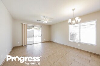 11205 W Turney Ave in Phoenix, AZ - Building Photo - Building Photo