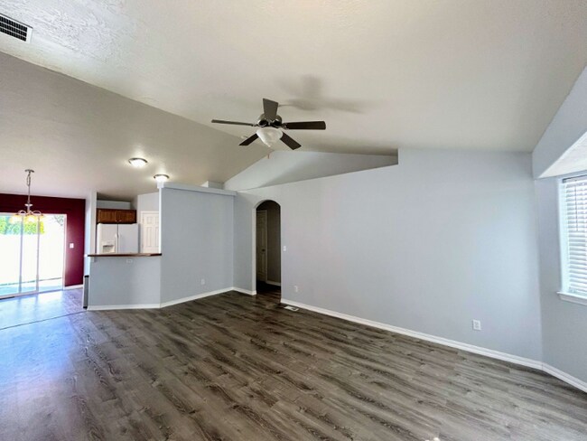 1129 Golden Pheasant Dr in Twin Falls, ID - Building Photo - Building Photo