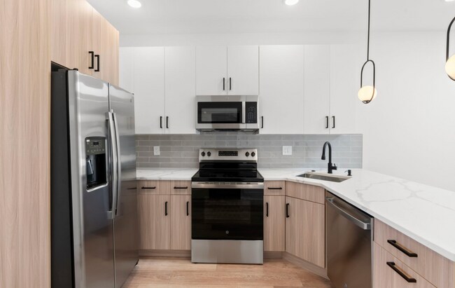 2631 Cecil B. Moore Ave in Philadelphia, PA - Building Photo - Building Photo