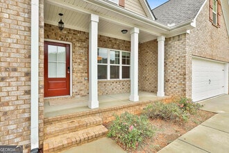 405 Lakeview Way in Lagrange, GA - Building Photo - Building Photo