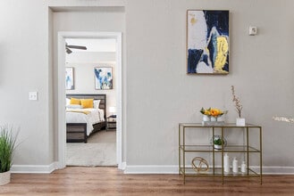 4504 W Spruce St, Unit SI ID1051229P in Tampa, FL - Foto de edificio - Building Photo