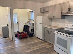 838 N Metcalf St in Lima, OH - Building Photo - Building Photo