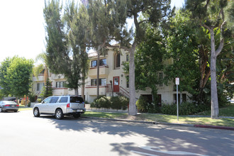 10737 La Grange Ave in Los Angeles, CA - Building Photo - Building Photo