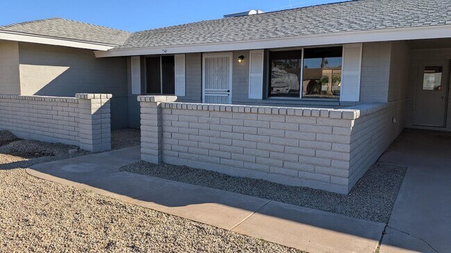 1941 E Manhatton Dr in Tempe, AZ - Building Photo - Building Photo