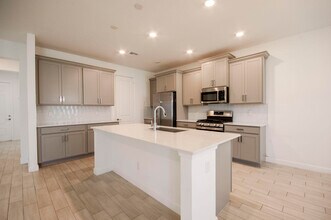 19246 Rolling Acrs Rd in Loxahatchee, FL - Building Photo - Building Photo