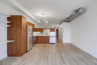 889 Date St in San Diego, CA - Building Photo - Building Photo