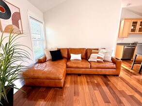 10726 Randy Ln in Cupertino, CA - Building Photo - Building Photo
