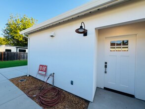 5037 Kenmore Dr in Concord, CA - Building Photo - Building Photo