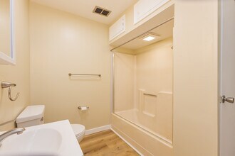 4609 S Madison St in Muncie, IN - Building Photo - Building Photo