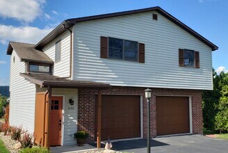 636 W Center St, Unit Quiet country living in Elysburg, PA - Foto de edificio - Building Photo