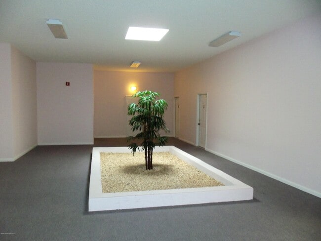 750 S Orlando Ave in Cocoa Beach, FL - Building Photo - Building Photo