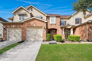 8106 Montague Manor Ln in Houston, TX - Building Photo