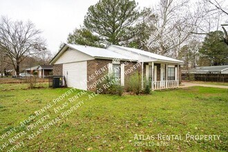3901 Grunden Dr SW in Huntsville, AL - Building Photo - Building Photo
