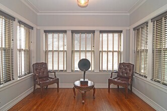 4750 N Dover St in Chicago, IL - Foto de edificio - Building Photo