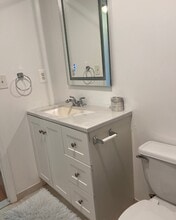 133 Mermaid Ln in Bronx, NY - Building Photo - Building Photo