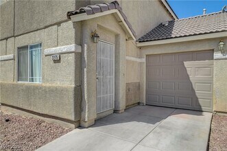 2275 Windmill Grove Ct in Las Vegas, NV - Building Photo - Building Photo