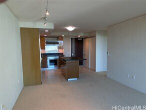 1200 Queen Emma St in Honolulu, HI - Building Photo - Building Photo