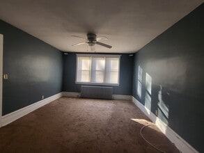 915 S Front St in Allentown, PA - Building Photo - Building Photo