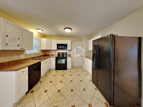 6333 Goldenblush Cir in Charlotte, NC - Building Photo - Building Photo