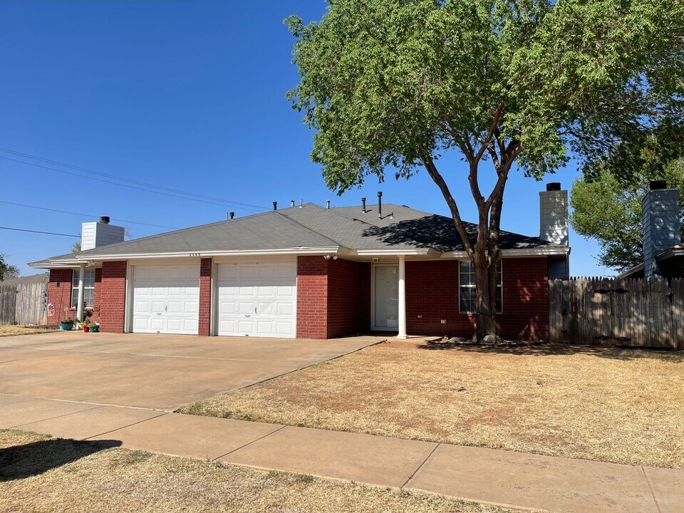 2346 78th St in Lubbock, TX - Building Photo