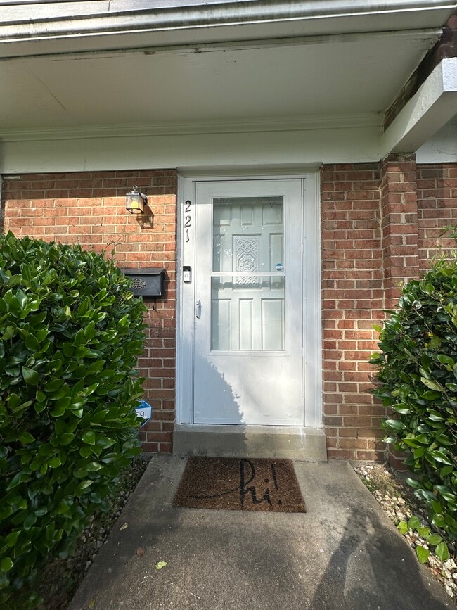 221 Cornett St in Highland Springs, VA - Building Photo - Building Photo