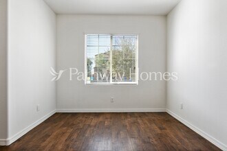 8216 W Pueblo Ave in Phoenix, AZ - Building Photo - Building Photo