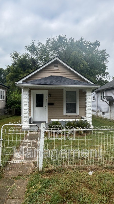 property at 3754 Kahlert Ave