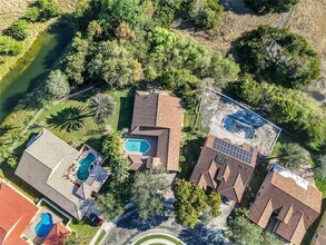 19820 SW 7th Pl in Pembroke Pines, FL - Foto de edificio - Building Photo