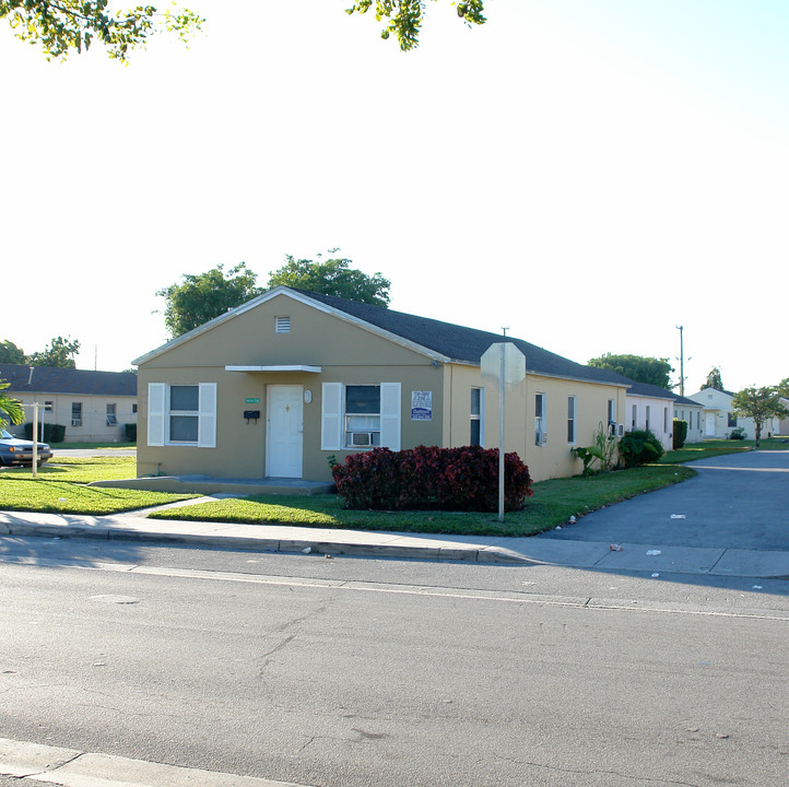 640 NW 75th St in Miami, FL - Building Photo