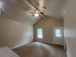 216 N 13th St in Perry, OK - Building Photo - Building Photo