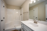 The Townhomes at Rather in Knoxville, TN - Foto de edificio - Interior Photo