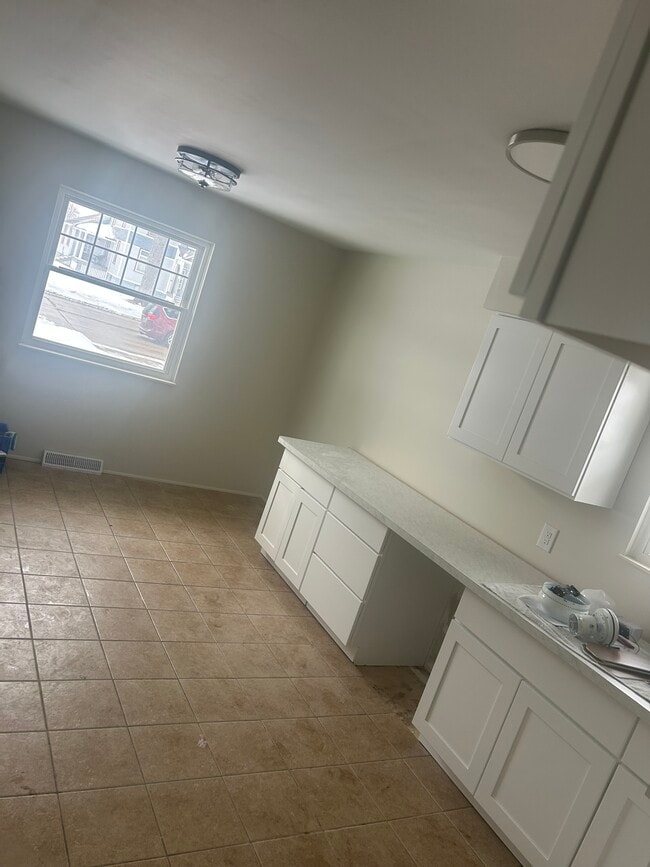 2510 10th Ave in Port Huron, MI - Building Photo - Building Photo