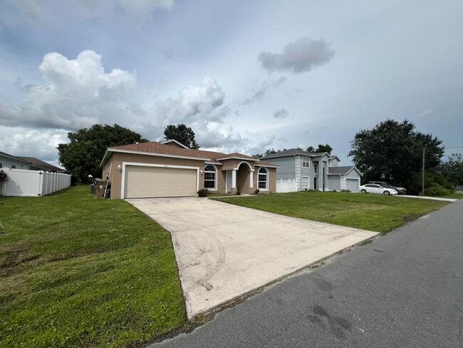 property at 1148 Perpignan Ct