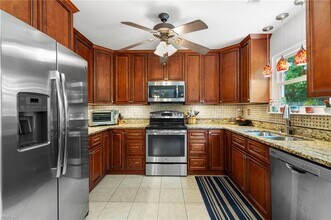 1284 Grassy Hollow Pl in Virginia Beach, VA - Building Photo - Building Photo