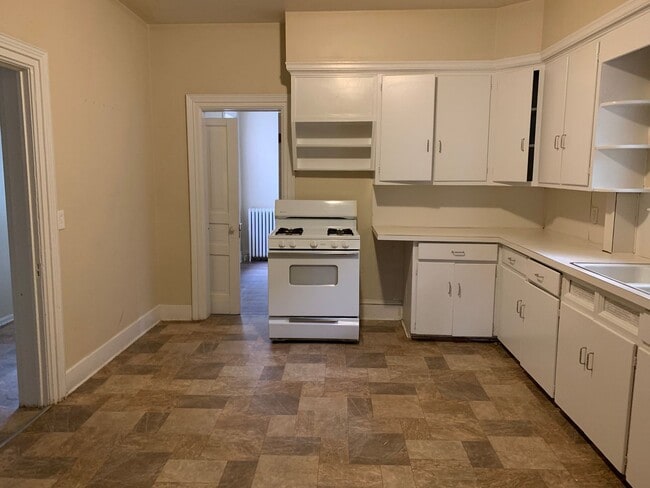 property at 415-417 Oak St