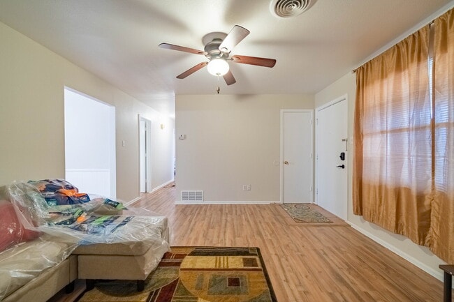 5202 47th St in Lubbock, TX - Building Photo - Building Photo