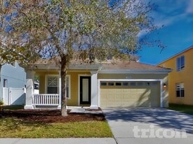 1036 Napolean Way in Wesley Chapel, FL - Building Photo