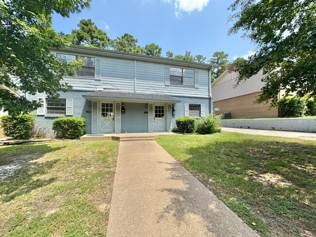 property at 2514-2516 Delmar St