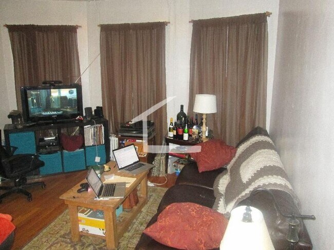 property at 33A Harvard St
