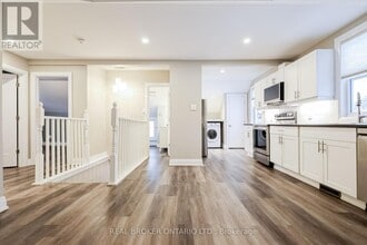 81 Queen St in Smiths Falls, ON - Building Photo - Building Photo