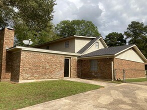 9260 Blom Blvd in Shreveport, LA - Building Photo - Building Photo