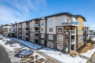 4000 Skyview Ranch Rd NE in Calgary, AB - Building Photo - Building Photo