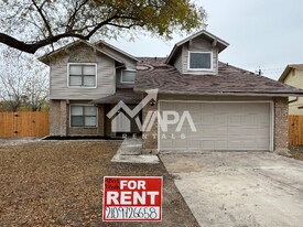7102 Grassy Trail in San Antonio, TX - Building Photo