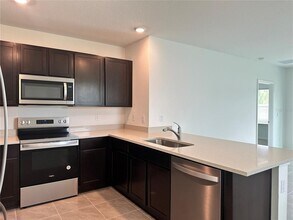 5314 Oxford Gray Rd in Wesley Chapel, FL - Building Photo - Building Photo