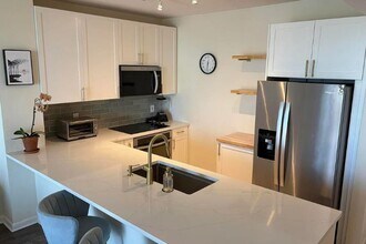 1551 N Flagler Dr, Unit 808 in West Palm Beach, FL - Building Photo - Building Photo