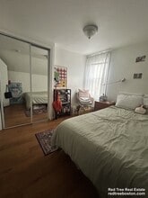 12 Village St in Somerville, MA - Foto de edificio - Building Photo