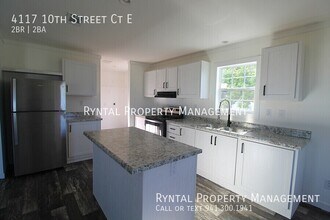 4117 10th St Ct E in Ellenton, FL - Building Photo - Building Photo