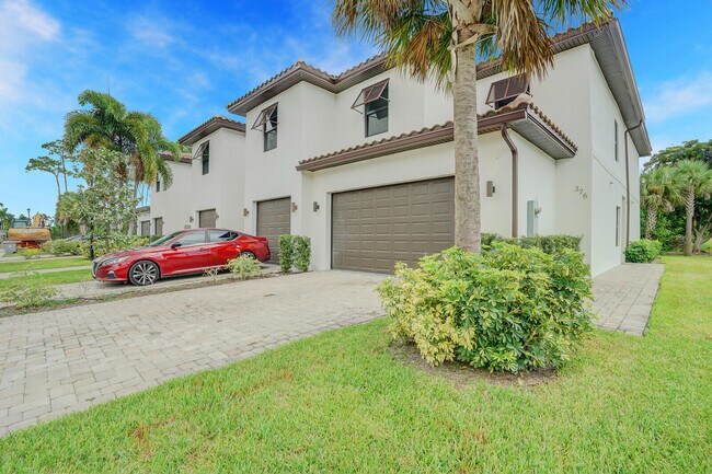 352 Bella Sol Way in West Palm Beach, FL - Building Photo - Building Photo